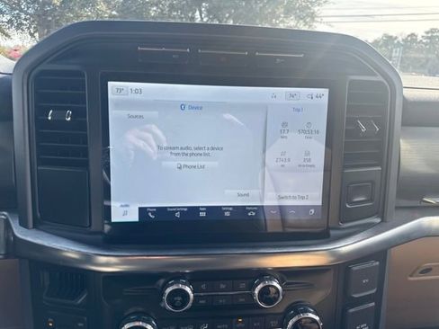 Used 2022 Ford F150 Lariat image 22