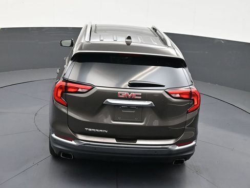 Used 2019 GMC Terrain SLT w/ Preferred Package FWD image 15