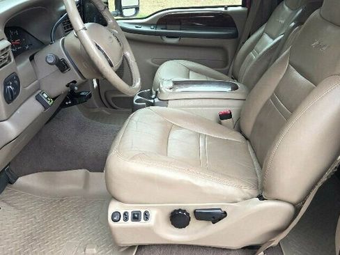 Used 2000 Ford Excursion Limited image 11
