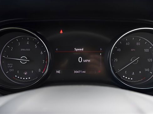 Used 2022 Buick Encore GX Select w/ Safety Package II image 20