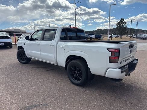 New 2026 Nissan Frontier SV w/ Tow Package image 4