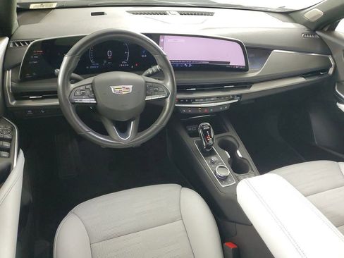 Used 2024 Cadillac XT4 Sport image 15