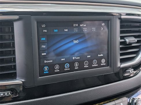 Used 2019 Chrysler Pacifica Touring Plus image 20