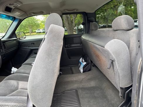 Used 2003 Chevrolet Silverado 2500 LS w/ Skid Plate Package AWD/4WD image 14