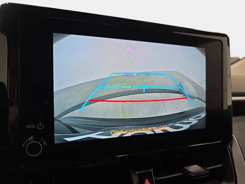 Certified 2025 Toyota Corolla LE FWD image 18