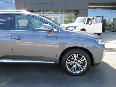 Used 2014 Lexus RX 450h AWD image 12
