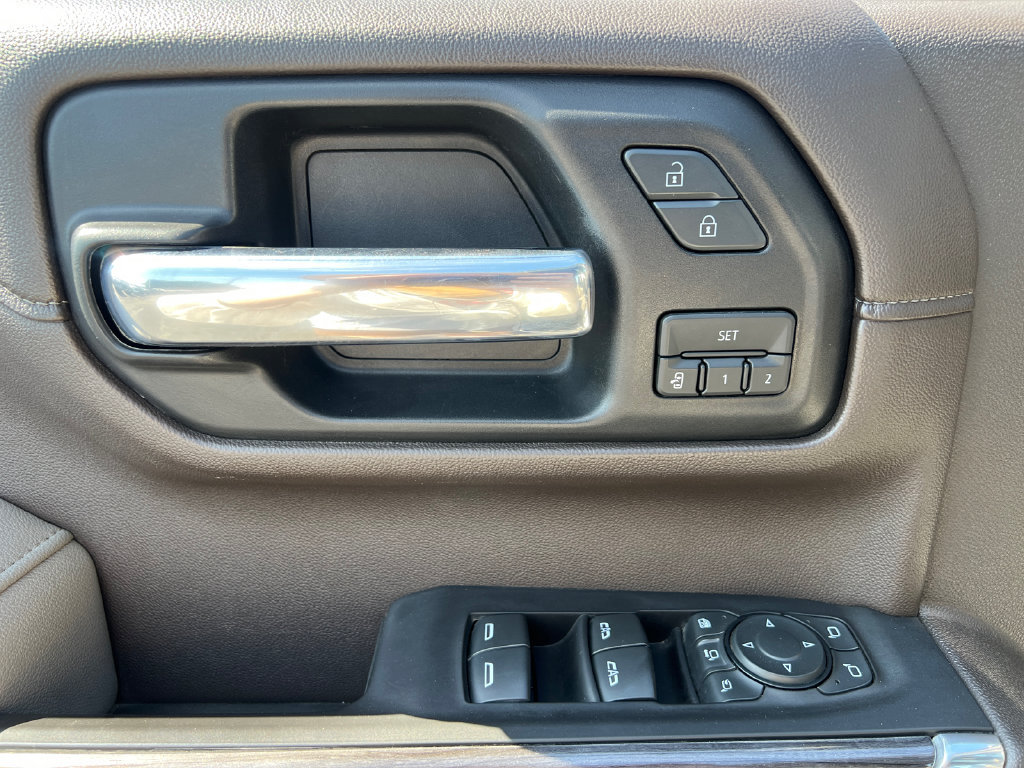 Used 2020 Chevrolet Silverado 2500 LTZ w/ LTZ Plus Package AWD/4WD image 20