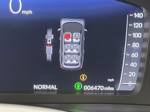 Used 2025 Honda Pilot Elite image 19