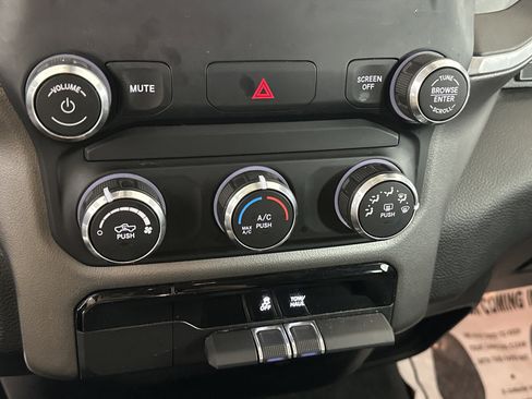 Used 2020 RAM 1500 Big Horn image 21