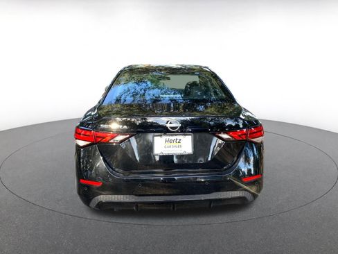 Used 2025 Nissan Sentra S image 6