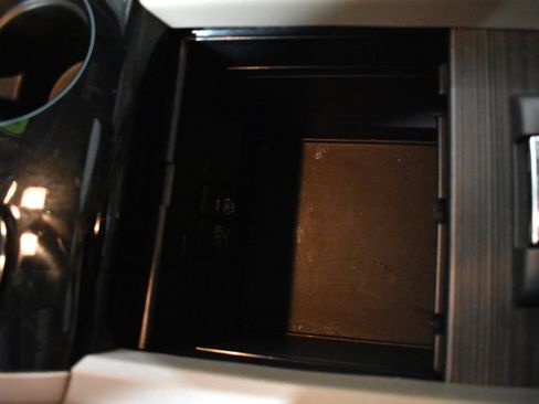 Used 2020 Honda Pilot Touring image 27