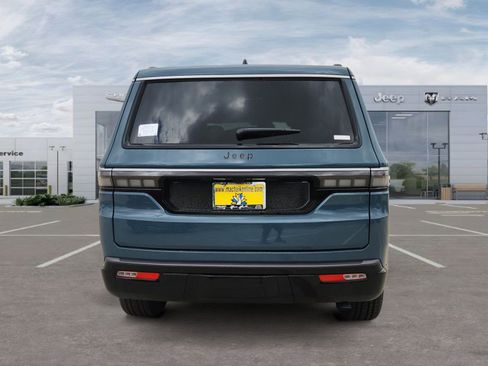 New 2026 Jeep Grand Wagoneer 2WD image 4