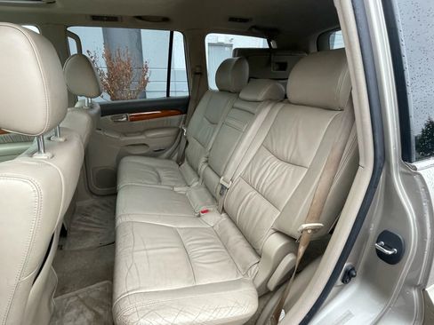 Used 2004 Lexus GX 470 image 13