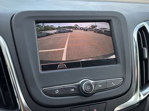 Used 2024 Chevrolet Equinox LT FWD image 26