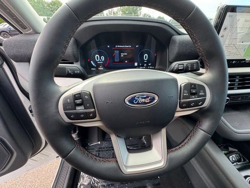 New 2026 Ford Explorer Active w/ Active Comfort Package AWD/4WD image 31