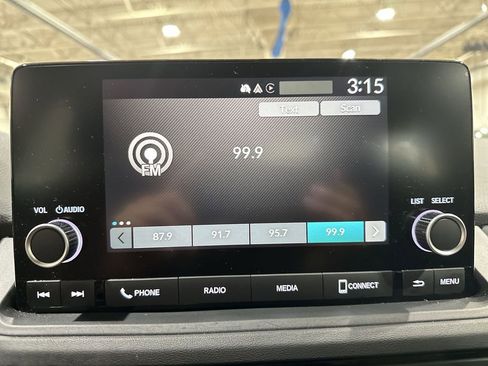 Used 2024 Honda Accord EX image 12