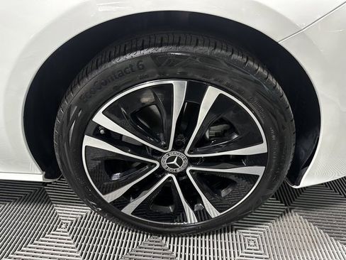 Used 2025 Mercedes-Benz CLA 250 4MATIC image 9