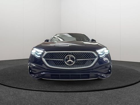 Used 2026 Mercedes-Benz E 350 4MATIC Sedan image 2