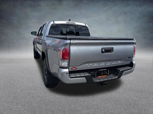 Used 2021 Toyota Tacoma TRD Off-Road w/ Technology Package AWD/4WD image 3