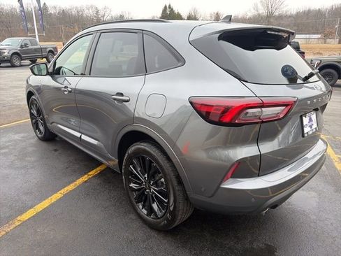 Used 2023 Ford Escape ST-Line Elite w/ Premium Technology Package image 8