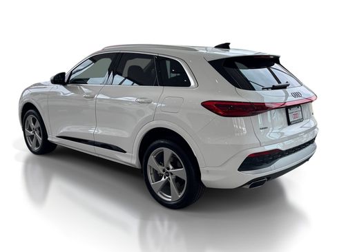 New 2025 Audi Q5 Premium Plus image 3