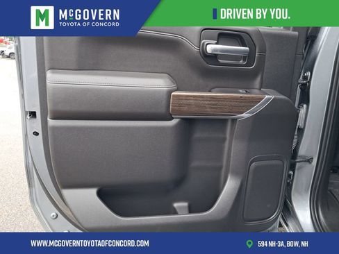Used 2020 Chevrolet Silverado 1500 RST AWD/4WD image 17