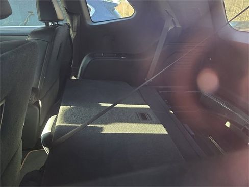 Used 2024 GMC Acadia AT4 w/ Luxury Package image 10