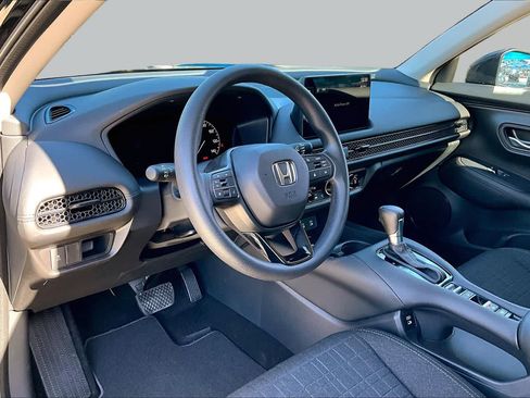 Used 2026 Honda HR-V LX image 8