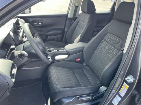 Used 2025 Honda HR-V LX image 10