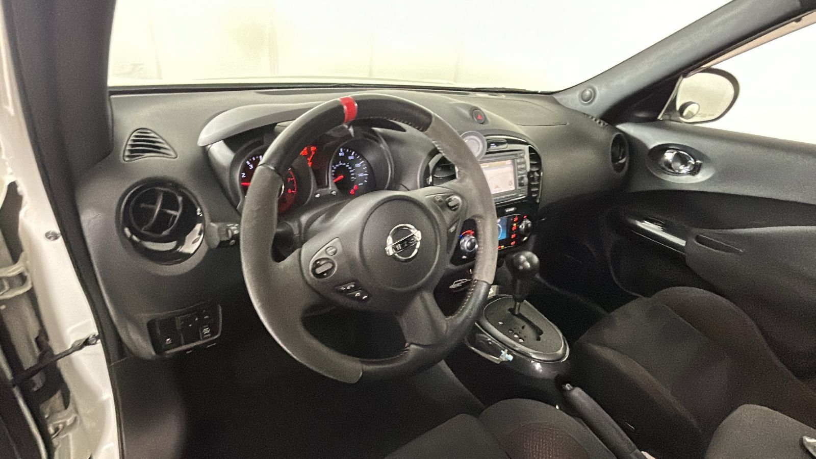 Used 2013 Nissan Juke NISMO AWD/4WD image 16