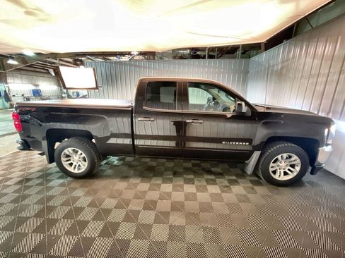 Used 2018 Chevrolet Silverado 1500 LT w/ All Star Edition image 9