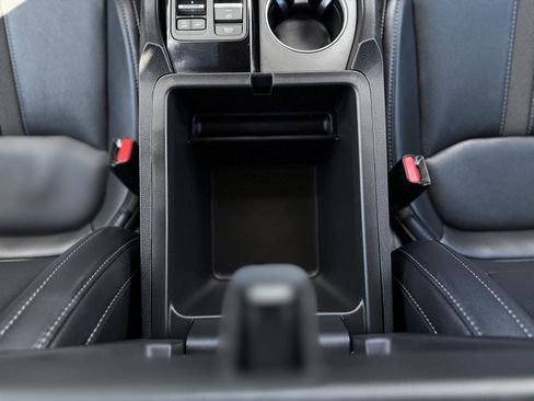 Certified 2025 Honda Pilot Touring image 22