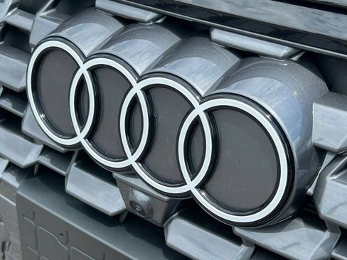 Used 2025 Audi Q5 Premium Plus AWD/4WD image 42