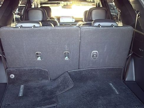 Used 2023 Hyundai Palisade Calligraphy image 26