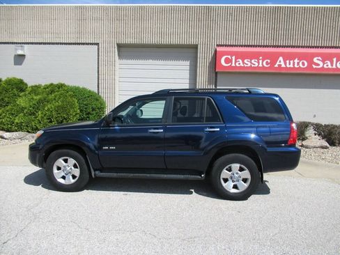 Used 2006 Toyota 4Runner SR5 AWD/4WD image 11