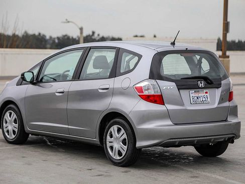 Used 2010 Honda Fit image 7