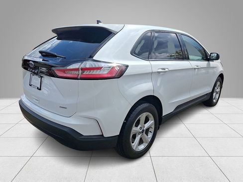 Used 2022 Ford Edge SE AWD/4WD image 5
