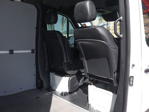 Used 2024 Mercedes-Benz Sprinter 2500 w/ Acoustic Package image 12