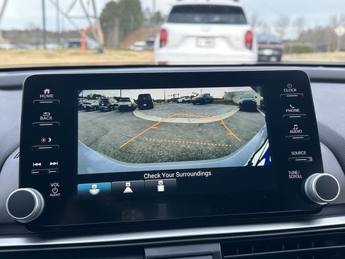 Used 2022 Honda Accord Sport image 28