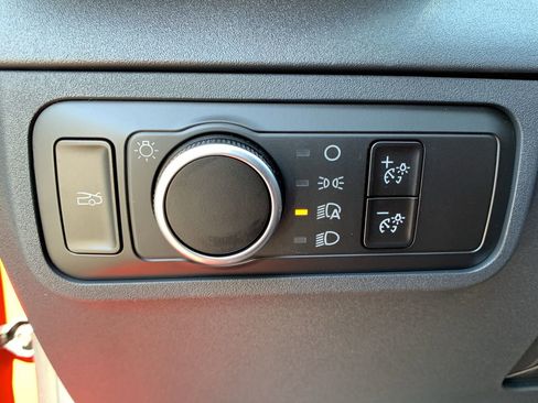 New 2025 Ford Mustang Coupe image 36