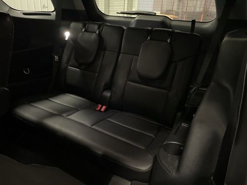 Used 2023 Ford Explorer XLT w/ Equipment Group 202A AWD/4WD image 23