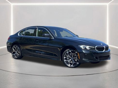 Used 2026 BMW 330i Sedan w/ Premium Package image 2