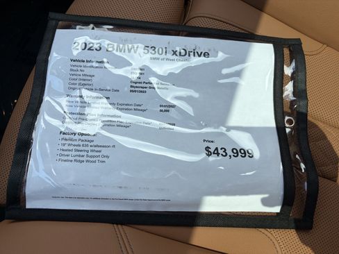 Used 2023 BMW 530i xDrive w/ Premium Package AWD/4WD image 15