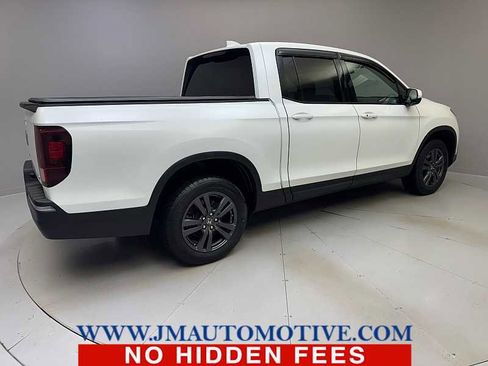 Used 2020 Honda Ridgeline Sport image 5