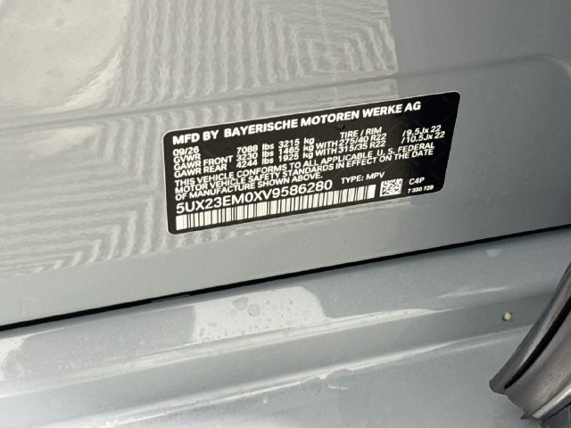 Used 2027 BMW X7 xDrive40i w/ M Sport Package AWD/4WD image 34
