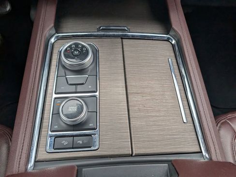 Used 2024 Ford Expedition Max Limited image 25