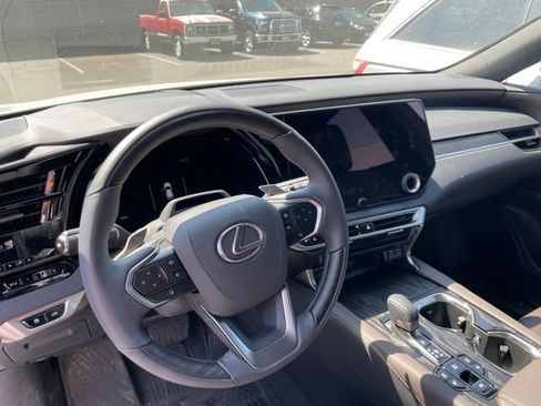 Used 2025 Lexus RX 350 AWD w/ Convenience Package image 9