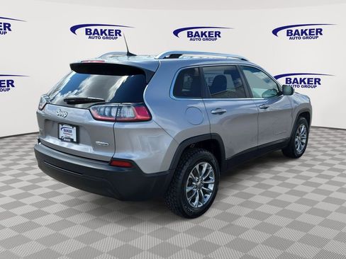 Used 2020 Jeep Cherokee Latitude Plus w/ Cold Weather Group AWD/4WD image 5