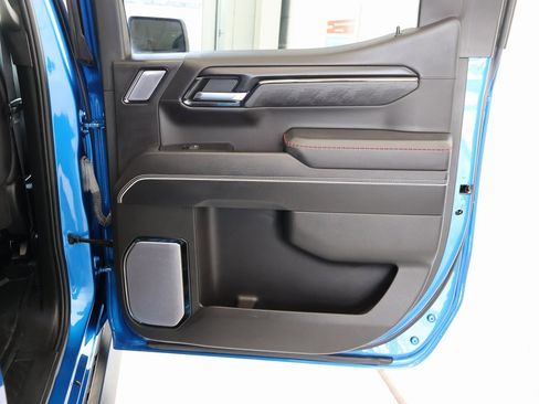 Certified 2022 GMC Sierra 1500 AT4X image 36