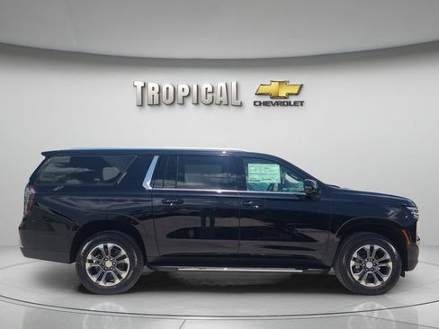 New 2026 Chevrolet Suburban LT w/ Comfort Package RWD image 6